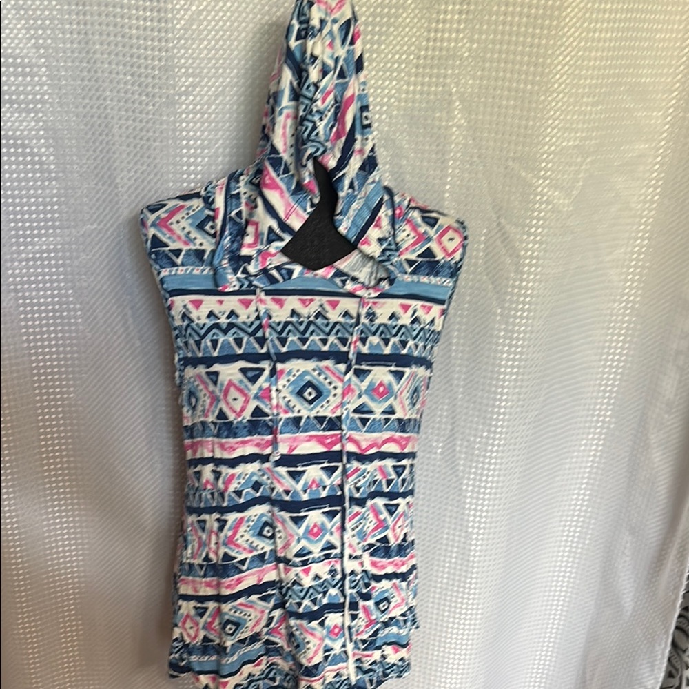 LuLaRoe Multicolor Geometric Hooded Top